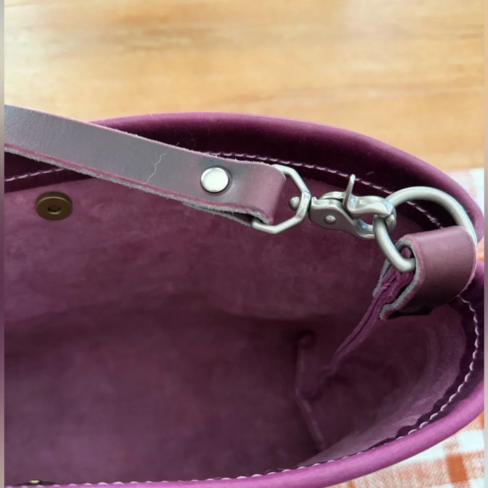 Salish Leathercraft Purple Bucket Bag - Picture 5 of 8